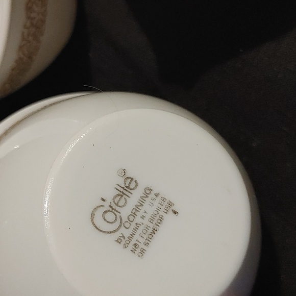 3/$50 4 Corelle Woodland Brown Cups - Picture 3 of 3